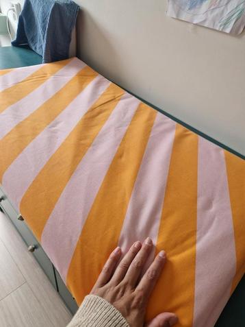 Ikea BÄNKKAMRAT
Zitkussen, roze/geel, 90x50x3 cm beschikbaar voor biedingen