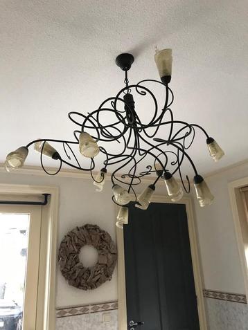 Moderne kroonluchter 12 lamps beschikbaar voor biedingen