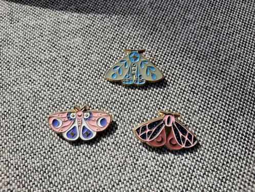 3 mooie pins van vlinders te koop, Verzamelen, Speldjes, Pins en Buttons, Nieuw, Speldje of Pin, Dier of Natuur, Ophalen of Verzenden