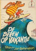 Stan en Jan Berenstain- De beren op Vakantie HC 1968, Antiek en Kunst, Antiek | Boeken en Bijbels, Verzenden
