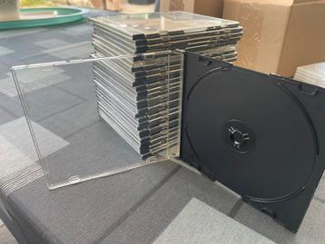 130 lege cd doosjes beschikbaar voor biedingen