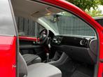 Volkswagen Up! 1.0 high up!, Auto's, Volkswagen, Euro 5, Stof, Gebruikt, 4 stoelen