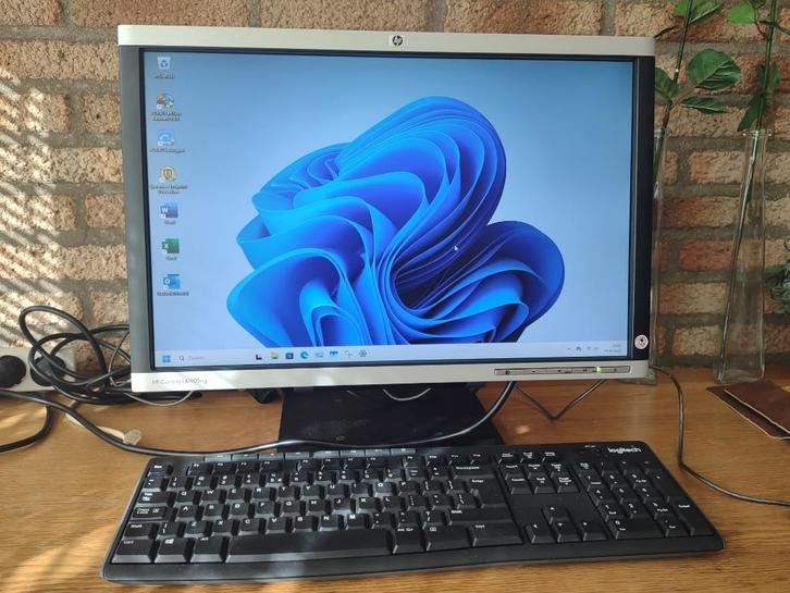 HP i5 USDT AIO, SSD Win 11Pro 25H2 en Office Prof Plus 2024, Computers en Software, Desktop Pc's, Zo goed als nieuw, 4 Ghz of meer