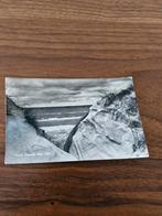 1882 Ansichtkaart Texel,  Doorkijk naar Zee, Ophalen of Verzenden, 1940 tot 1960, Waddeneilanden
