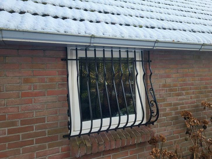 Handgemaakte raam roosters / raambeveiliging, Doe-het-zelf en Verbouw, Glas en Ramen, Nieuw, Ophalen of Verzenden
