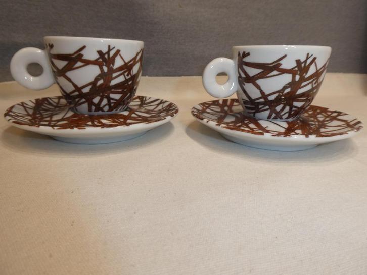 2 Illy kopjes The Italian Riviera"James Rosenquist 1996, Huis en Inrichting, Keuken | Servies, Zo goed als nieuw, Kop(pen) en/of Schotel(s)