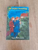 De olijke tweeling op het politiebureau - Arja Peters, Ophalen of Verzenden, Zo goed als nieuw, A. Peters