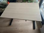 Solide Bureau 120x80 zo goed als nieuw, Ophalen, In hoogte verstelbaar, Zo goed als nieuw, Bureau