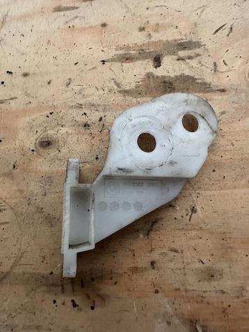 Bumper houder links BMW 3 serie E46 - 8195295 beschikbaar voor biedingen