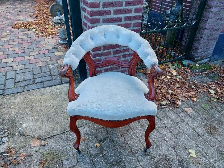 Biedermeier mahonie gebogen stoel, blauw-grijze velours., Antiek en Kunst, Antiek | Meubels | Stoelen en Banken, Ophalen