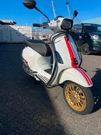 Vespa sprint 2021, Fietsen en Brommers, Scooters | Vespa, Ophalen, Overige modellen, Zo goed als nieuw, Benzine
