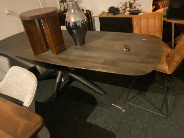 Ovale eettafel - donkerbruin mango hout - 240x100, Huis en Inrichting, Tafels | Eettafels, Nieuw, 100 tot 150 cm, 200 cm of meer