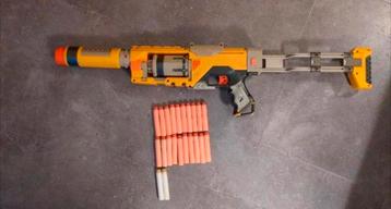 nerf spectre rev 5 geweer met 22 pijltjes beschikbaar voor biedingen
