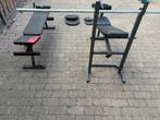 2 sportbanken met barbell  en Gewichten, Ophalen, Gebruikt, Krachtstation, Armen