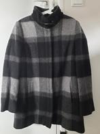 Wollen damesjas, mt. 40 stoere grijs-zwarte ruit. I.Z.G.S., Maat 42/44 (L), Ophalen of Verzenden, Zo goed als nieuw, Grijs