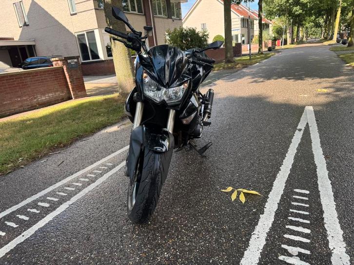 Kawasaki Z1000 2010, Motoren, Motoren | Kawasaki, Particulier, Naked bike, meer dan 35 kW, 4 cilinders, Motorrijbewijs A, Sportuitlaat