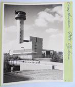 Oude zwart-wit foto Amsterdam oude PTT gebouw., Ophalen of Verzenden, 1940 tot 1960, Ongelopen, Noord-Holland
