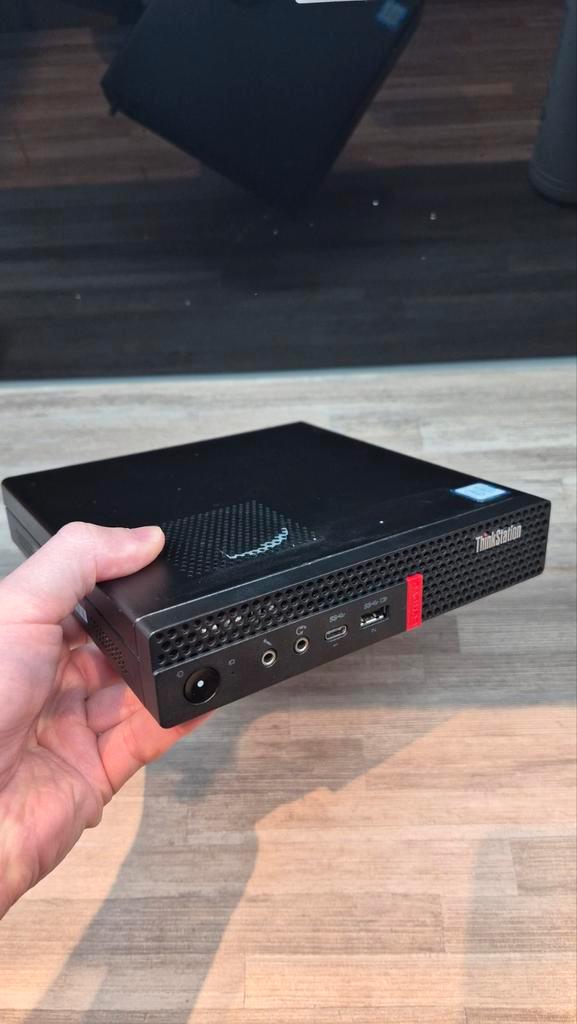 Lenovo ThinkStation P330 Tiny - i3-8100T, Computers en Software, Desktop Pc's, Zo goed als nieuw, 3 tot 4 Ghz, SSD, 8 GB, Met videokaart