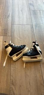 Maple Leaf maat 30, Ophalen, Zo goed als nieuw, IJshockeyschaatsen, Maple