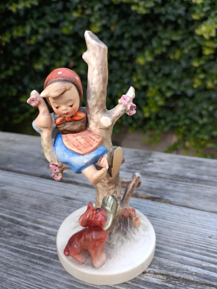 Diverse beeldjes, Hummel by W. Goebel, Verzamelen, Beelden en Beeldjes, Gebruikt, Hummel, Ophalen