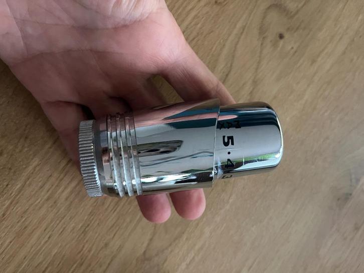 Design thermostaatknop chroom, Doe-het-zelf en Verbouw, Verwarming en Radiatoren, Zo goed als nieuw, Thermostaat, 80 cm of meer