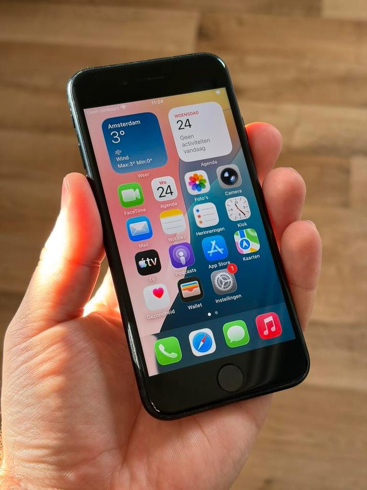 iPhone SE (2022) 64GB Zwart - Batterij 94%, Telecommunicatie, Mobiele telefoons | Apple iPhone, Gebruikt, 64 GB, Zonder abonnement