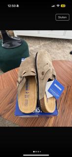 Birkenstock Boston suède, Kleding | Dames, Schoenen, Ophalen of Verzenden, Nieuw, Bruin