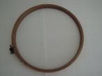 Grote ouderwetse houten borduurring, Ophalen of Verzenden, Gebruikt, Onderdeel of Toebehoren