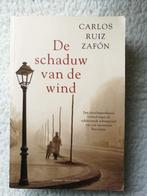 Carlos Ruiz Zafón - De schaduw van de wind, Boeken, Gelezen, Ophalen of Verzenden, Carlos Ruiz Zafón