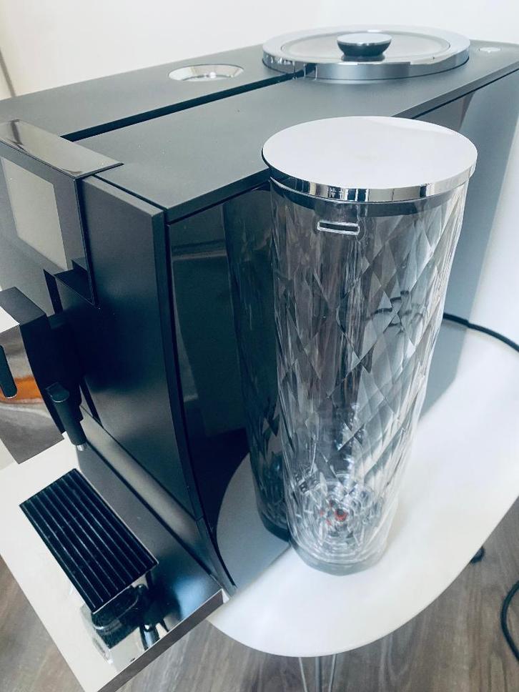 Prachtige Jura ena 8 EA touch met een premium servicebeurt., Witgoed en Apparatuur, Koffiezetapparaten, Zo goed als nieuw, Gemalen koffie