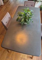 Scandinavian Grey/brown kitchen table = grijs/bruin eettafel, Gebruikt, Vijf personen of meer, Scandinavian simplistic design