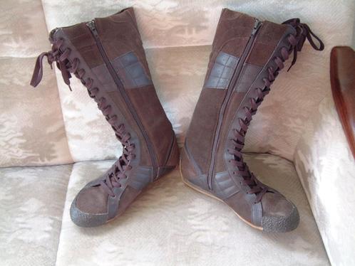 keurige bruine leer leren / suede laarzen Celtics maat 37, Kleding | Dames, Schoenen, Hoge laarzen, Bruin, Ophalen of Verzenden