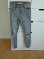 Grijze spijkerbroek damesmaat 38, Ophalen of Verzenden, W30 - W32 (confectie 38/40), Grijs, R. Display Denim