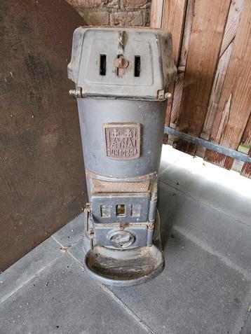 Etna Gietijzeren Potkachel Opknapper + Vloerplaat beschikbaar voor biedingen