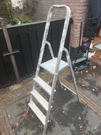 Stevige trap met 4 treden, Ophalen
