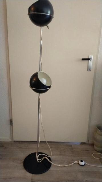 Vintage vloerlamp-Gepo jaren 70. beschikbaar voor biedingen