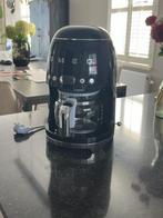 SMEG DCF02BLEU (zwart) filterkoffiezetapparaat, Witgoed en Apparatuur, Koffiezetapparaten, 10 kopjes of meer, Koffiemachine, Gemalen koffie