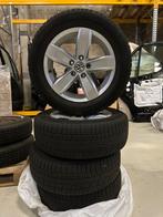 Winterbanden + Velgen VW Passat B8 215/60 R16, Auto-onderdelen, Banden en Velgen, Ophalen, 16 inch, Banden en Velgen, Winterbanden