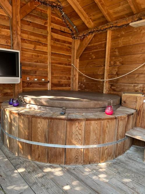 *** Softub Legend Jacuzzi ***, Tuin en Terras, Bubbelbaden en Hottubs, Gebruikt, Vast, Filter, Pomp, Trap, Ophalen