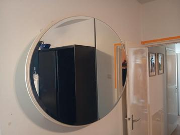 Spiegelkast voor TV - 116x88cm beschikbaar voor biedingen