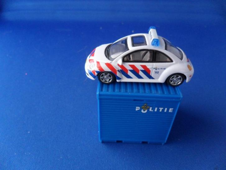 model auto Volkswagen VW  Beetle Politie Nederland HONGWELL, Hobby en Vrije tijd, Modelauto's | Overige schalen, Zo goed als nieuw