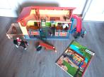 prachtige complete paarden stal als nieuw met doos en boekje, Kinderen en Baby's, Speelgoed | Poppenhuizen, Ophalen of Verzenden