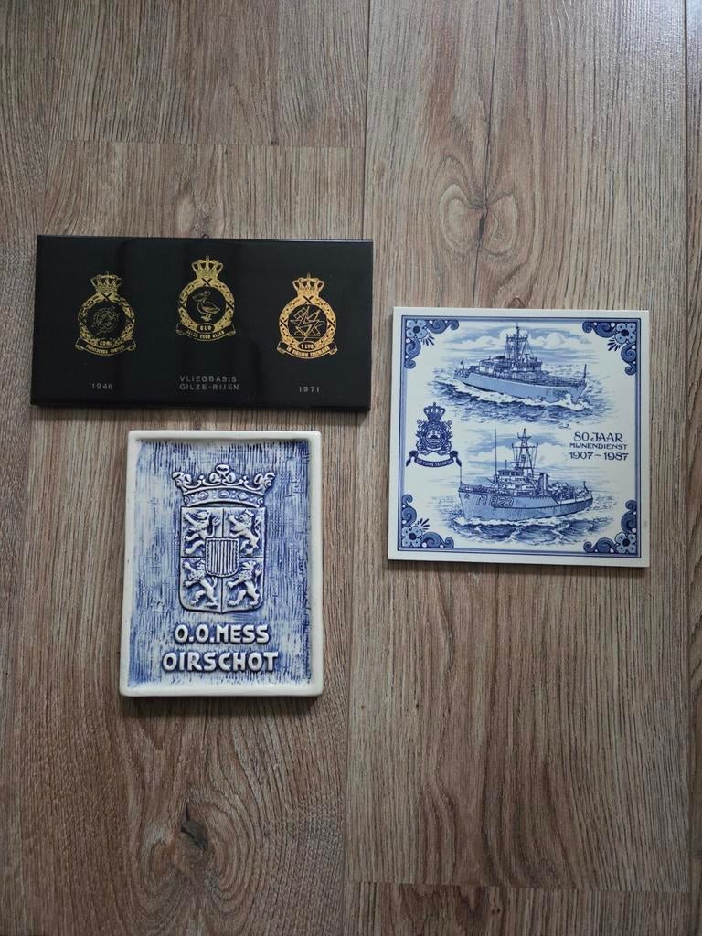 3x Tegel Defensie - Vliegbasis, Marine, Oirschot, Antiek en Kunst, Ophalen of Verzenden