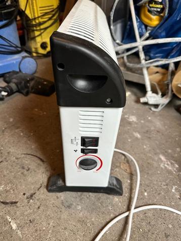 Elektrische kachel beschikbaar voor biedingen