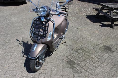 Vespa Primavera 4T, Fietsen en Brommers, Scooters | Vespa, Gebruikt, Overige modellen, Benzine