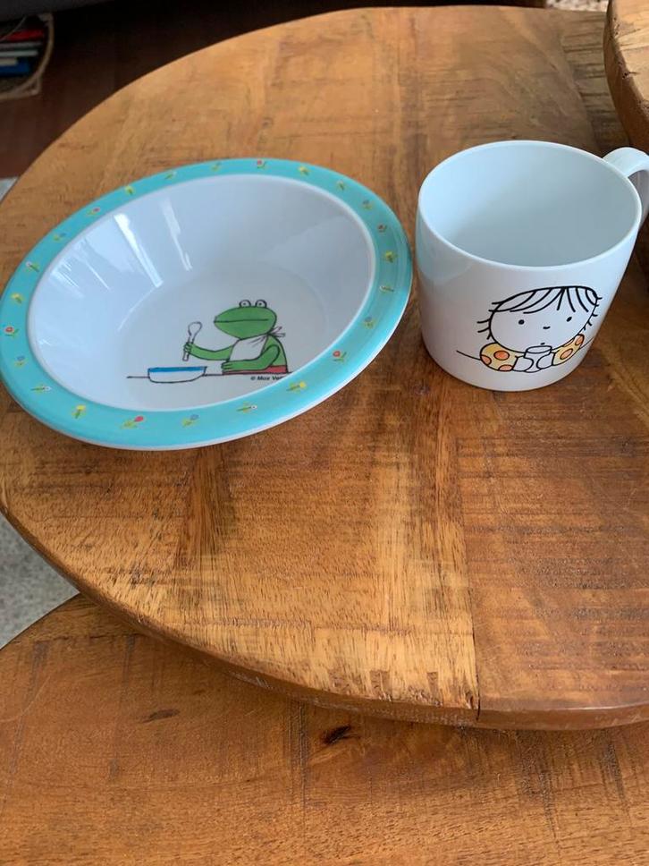 Nijntje, Kikker, Winnie de Pooh kinderbordjes, bestek, kopje, Huis en Inrichting, Keuken | Servies, Zo goed als nieuw, Kop(pen) en/of Schotel(s)