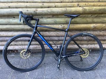 Giant Contend AR Racefiets beschikbaar voor biedingen