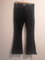 Zachte zwarte flared broek van Lois W31 L34, Kleding | Dames, Maat 38/40 (M), Zwart, Ophalen of Verzenden, Zo goed als nieuw