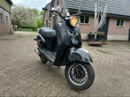 La souris trendy retro scooter, Fietsen en Brommers, Snorfietsen en Snorscooters, Ophalen, Zo goed als nieuw, Benzine, Overige merken
