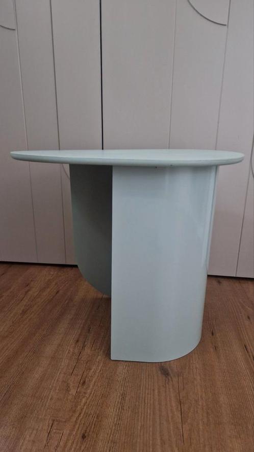 FEST Plateau bijzettafel mintgroen, Huis en Inrichting, Tafels | Bijzettafels, Zo goed als nieuw, Rond, Minder dan 55 cm, Hout